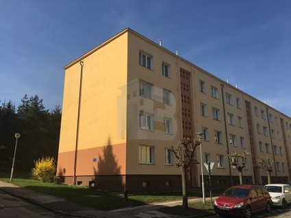 Prodej pěkného bytu 2+1, 58 m2 ve zděném domě v klidné části Trutnova - Kryblice.